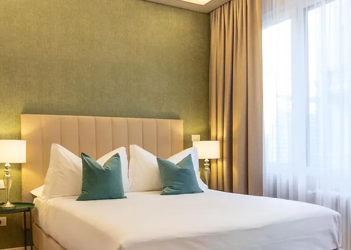 Casa Marina & Guest house